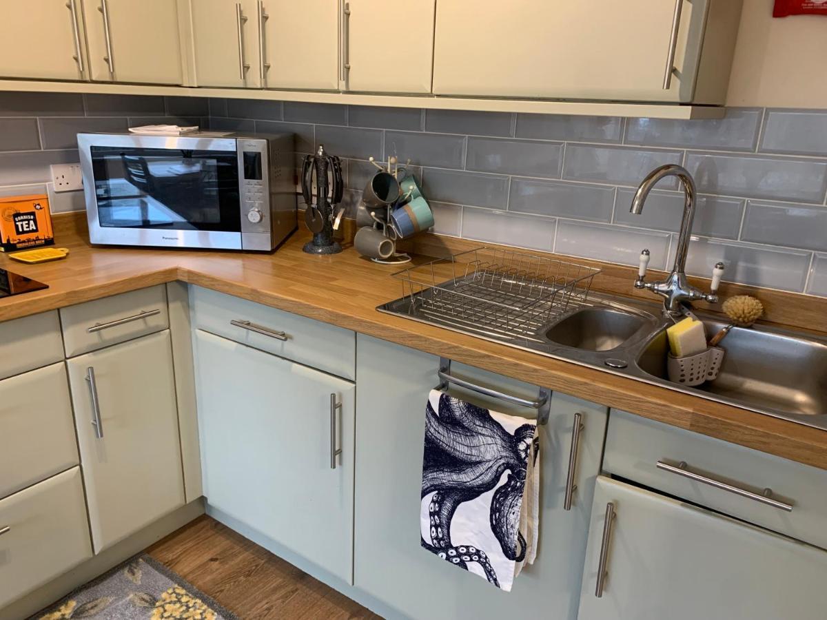 1 Bed-Pet Friendly-Parking-Patio-Close To Coasts North Hill Dış mekan fotoğraf