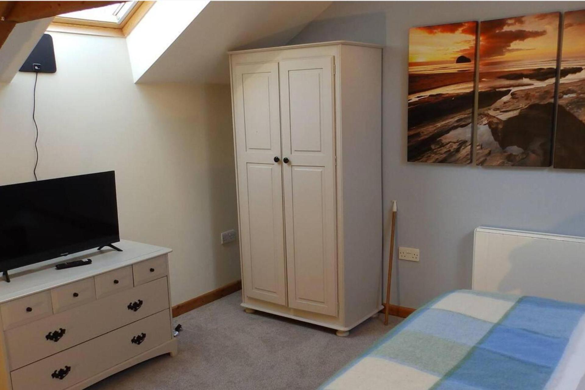 1 Bed-Pet Friendly-Parking-Patio-Close To Coasts North Hill Dış mekan fotoğraf