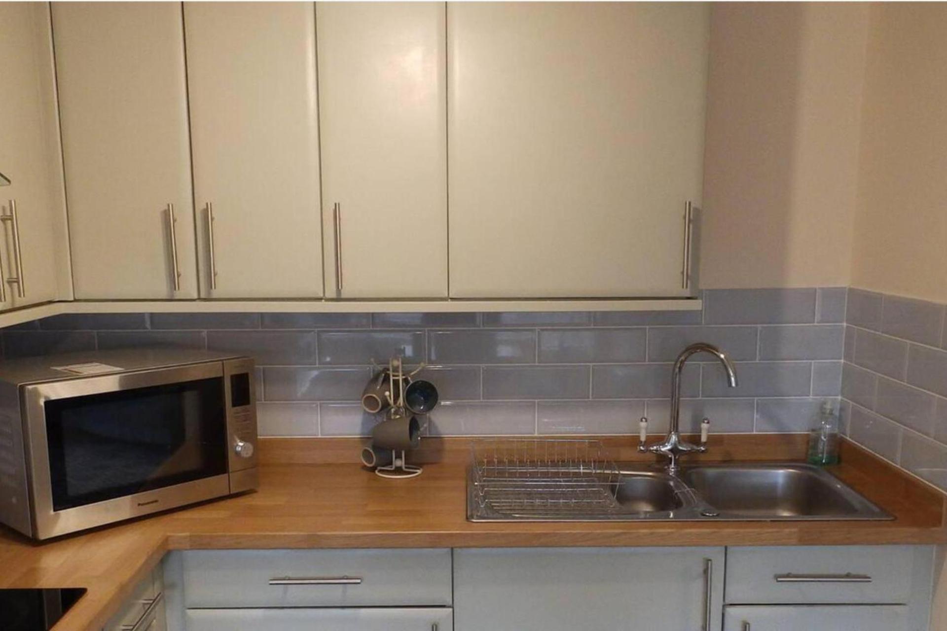 1 Bed-Pet Friendly-Parking-Patio-Close To Coasts North Hill Dış mekan fotoğraf